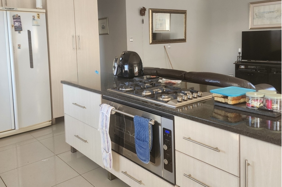 3 Bedroom Property for Sale in Clarendon Marine Eastern Cape